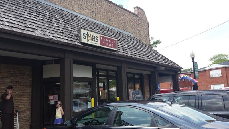 Parking, Access, And Easy In-Out