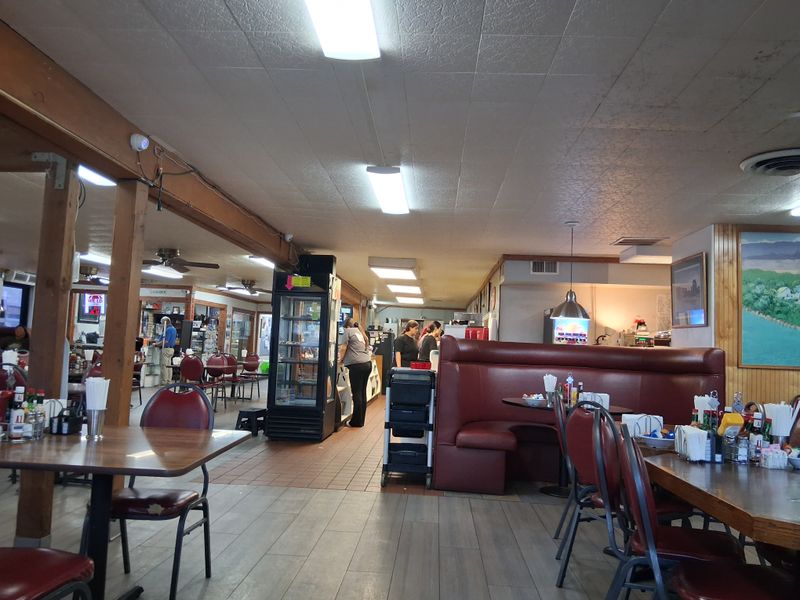 Comfort, Seating, And Noise Levels