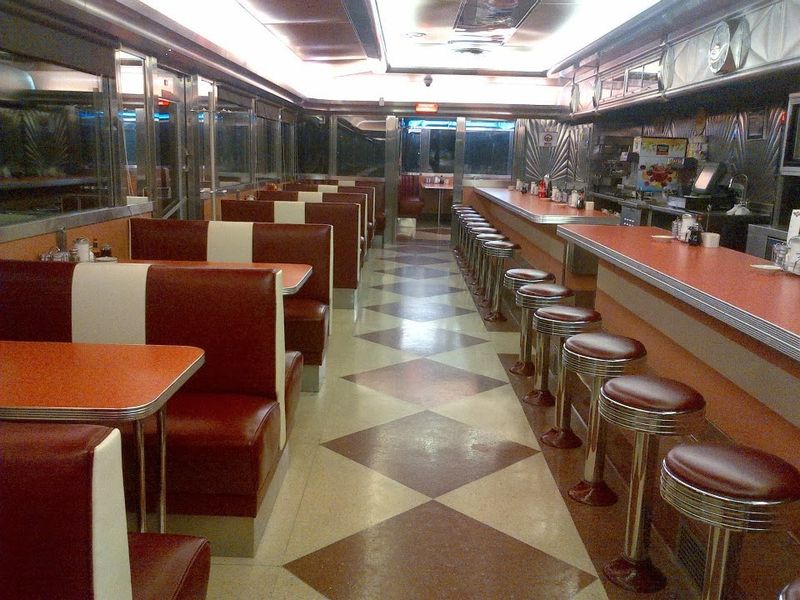 Tin Goose Diner, Port Clinton