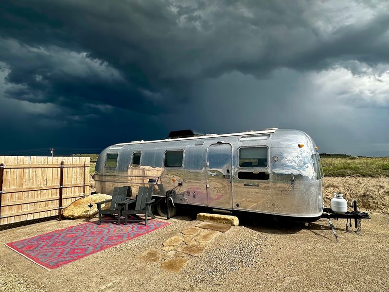 Tiny Homes And Airstreams Turn Soaking Into A Stay