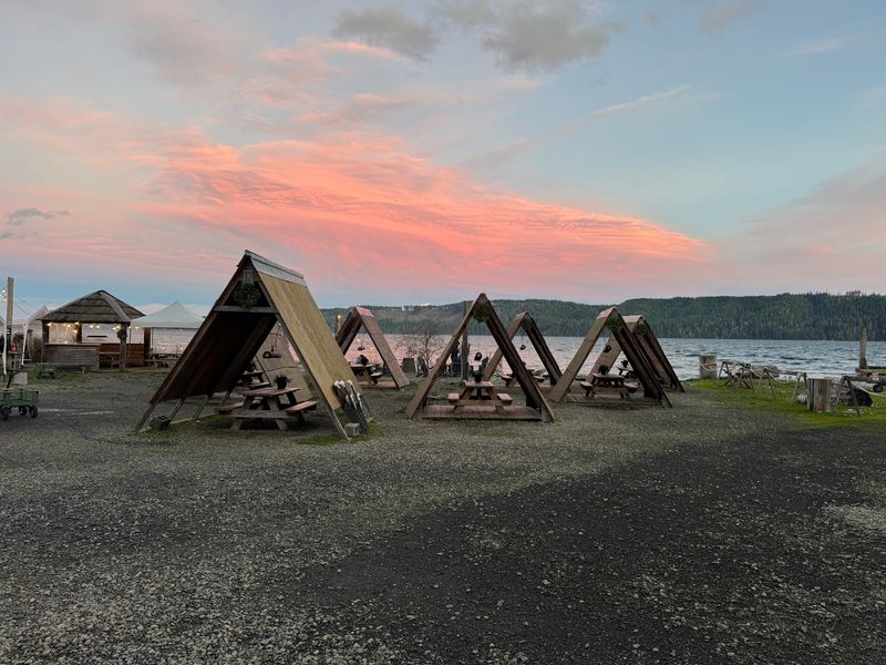 Tiny Triangle Huts With Front-Row Fjord Views Tiny Triangle Huts With Front-Row Fjord Views