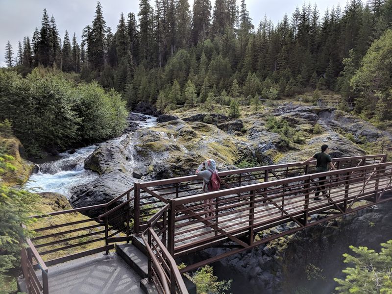 Tips For Hiking Lava Canyon Safely And Confidently