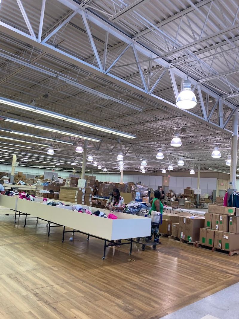 The Atmosphere and Store Vibe