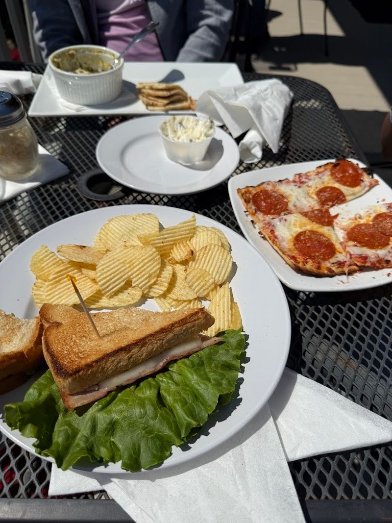 The Terrace at Aerie's Resort Restaurant - Grafton