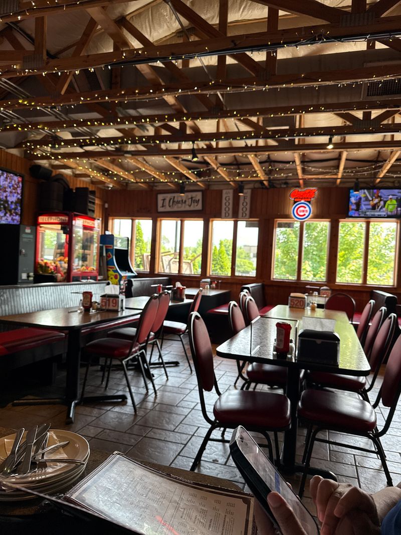 Cemeno's Pizza Company – Joliet