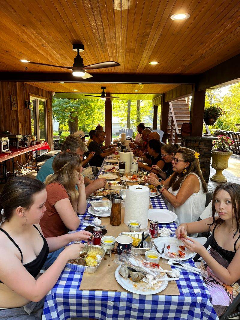 Todd’s Island Seafood, Allentown