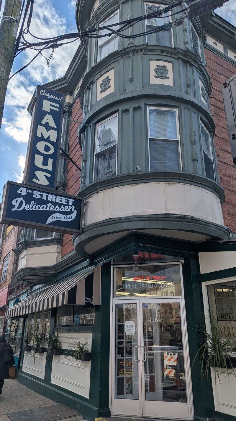 Famous 4th Street Delicatessen, PA