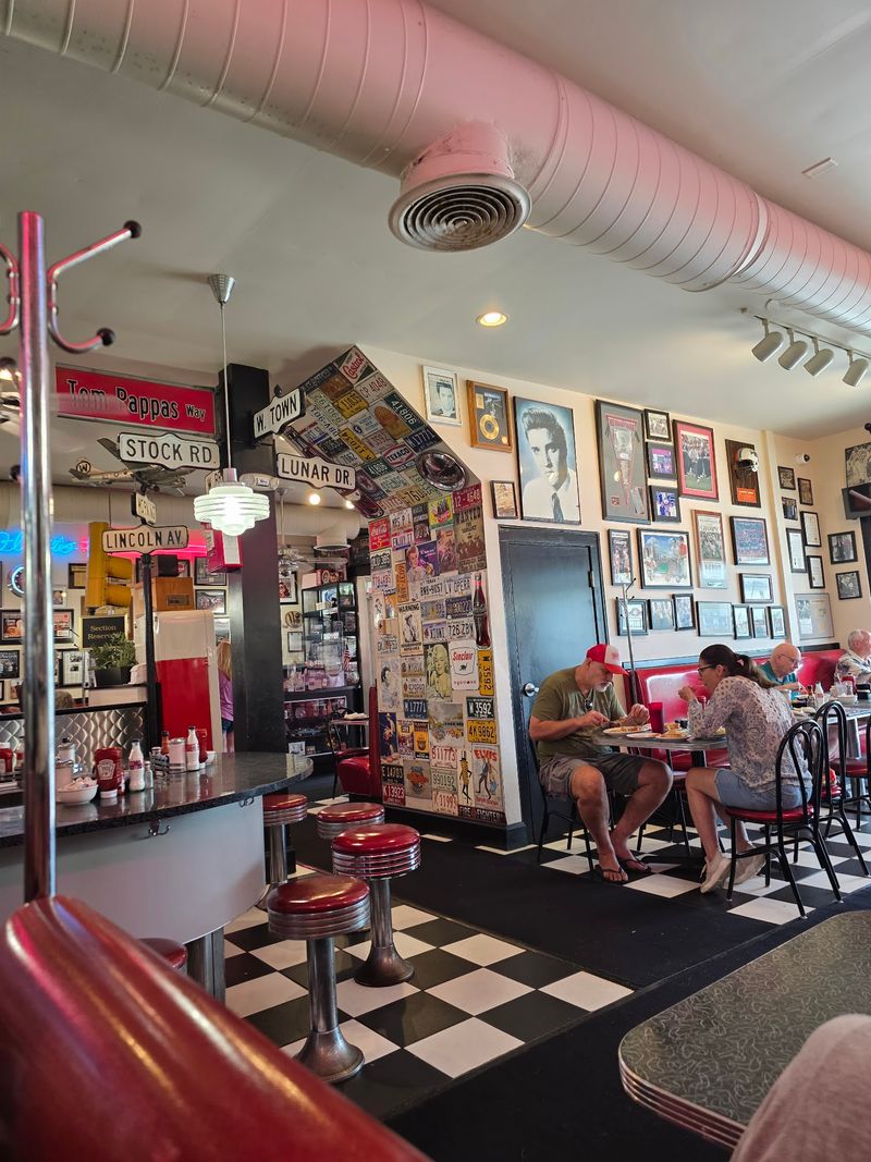 Tommy's Diner, Columbus Tommy's Diner, Columbus