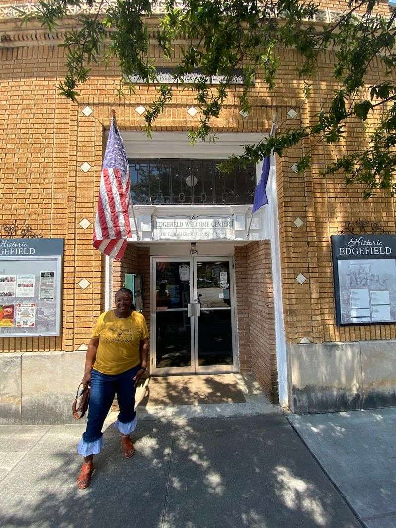 Tompkins Library