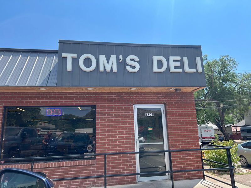 Tom's Deli, Durango