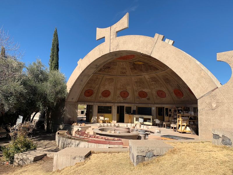 Arcosanti, Mayer