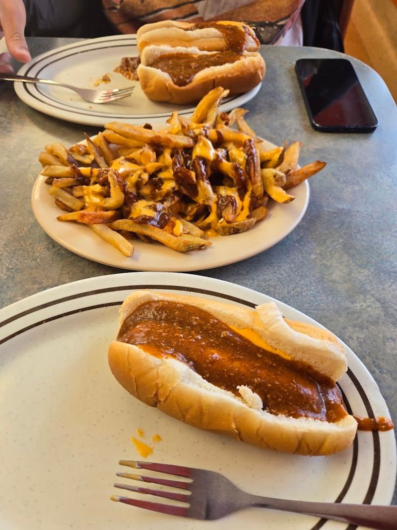Hot Dog Shoppe, Warren