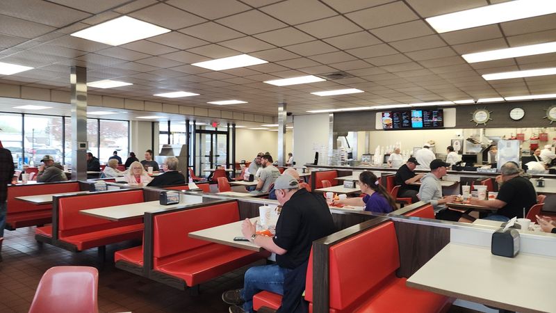 Kewpee Hamburgers, Lima