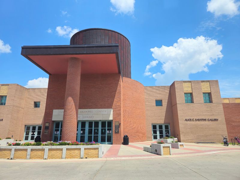 Topeka And Shawnee County Public Library