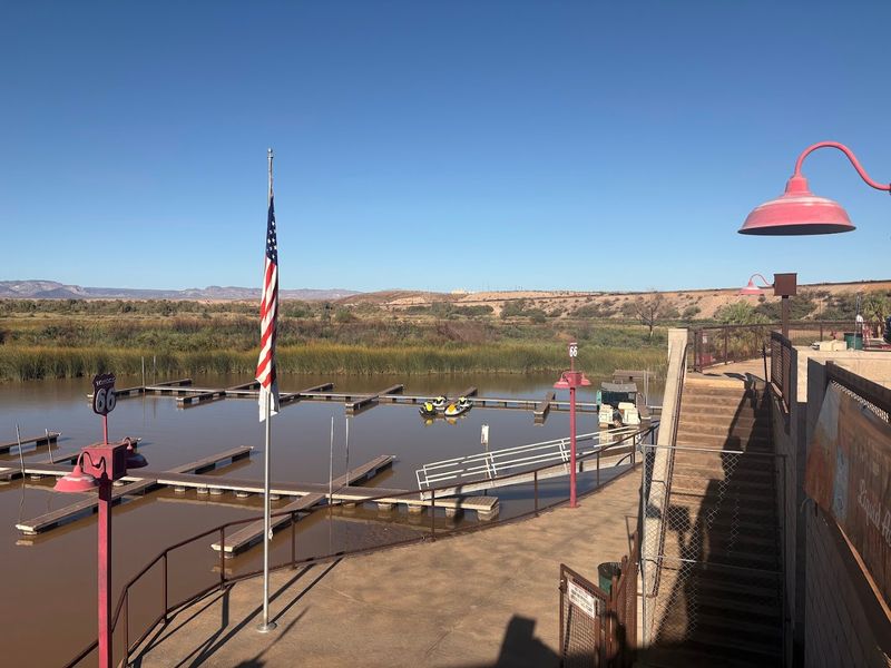 Topock Marina And Colorado River Water Access