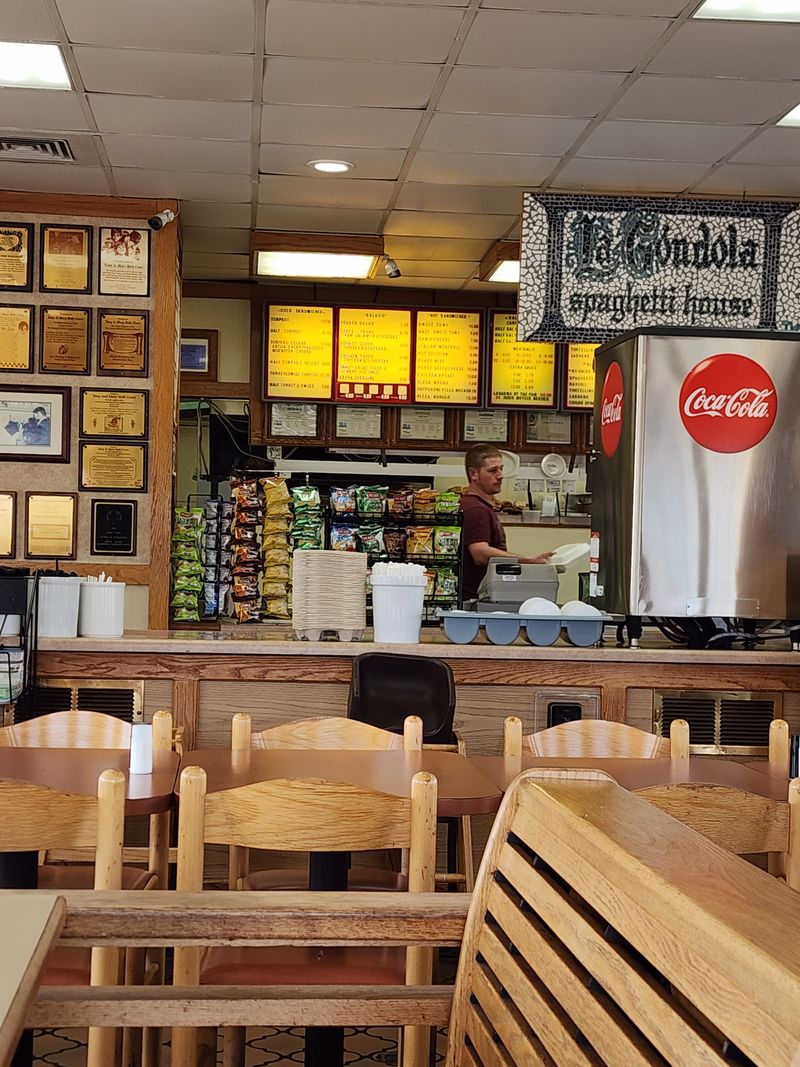 Service Style: Friendly, Fast, And On Point