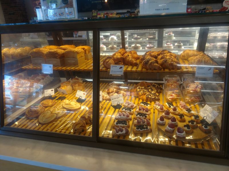 Tous Les Jours And Its Pastry Case Of Dreams
