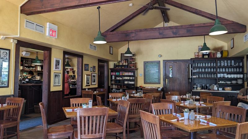 Town House Cafe, St. Charles