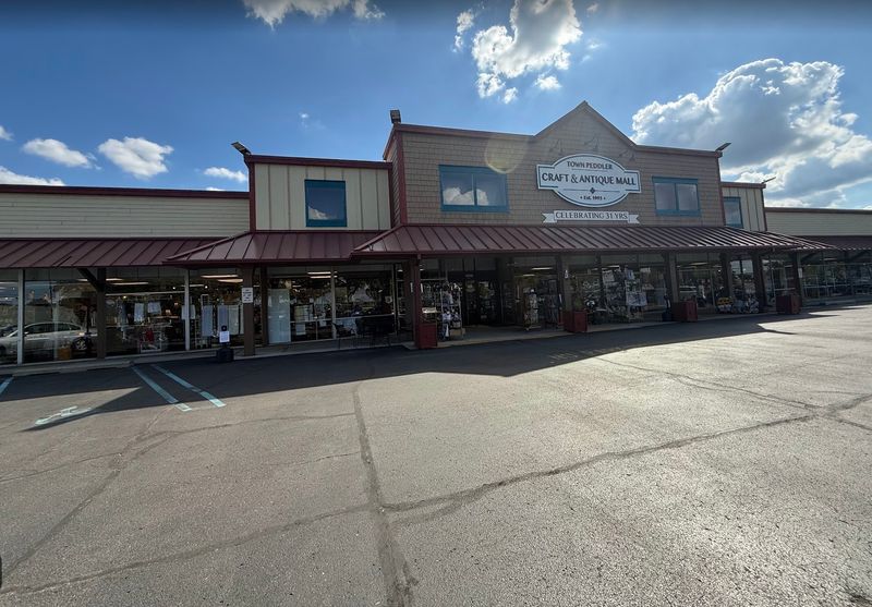 Town Peddler Craft And Antique Mall