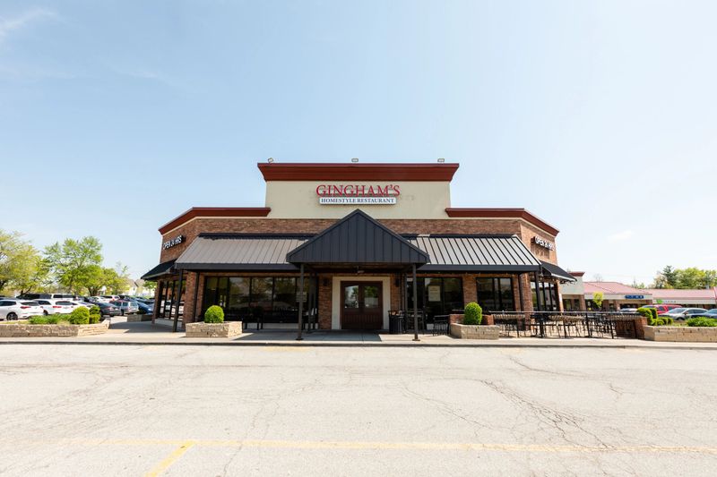 Gingham's Homestyle Restaurant — St. Charles