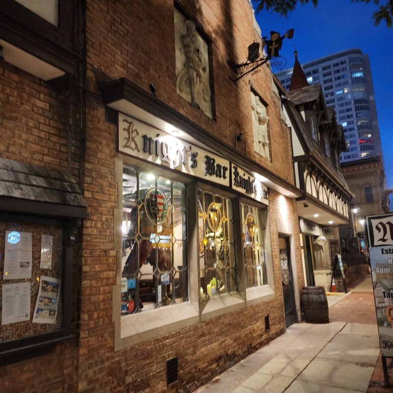 Quality Cuts Need No Updates