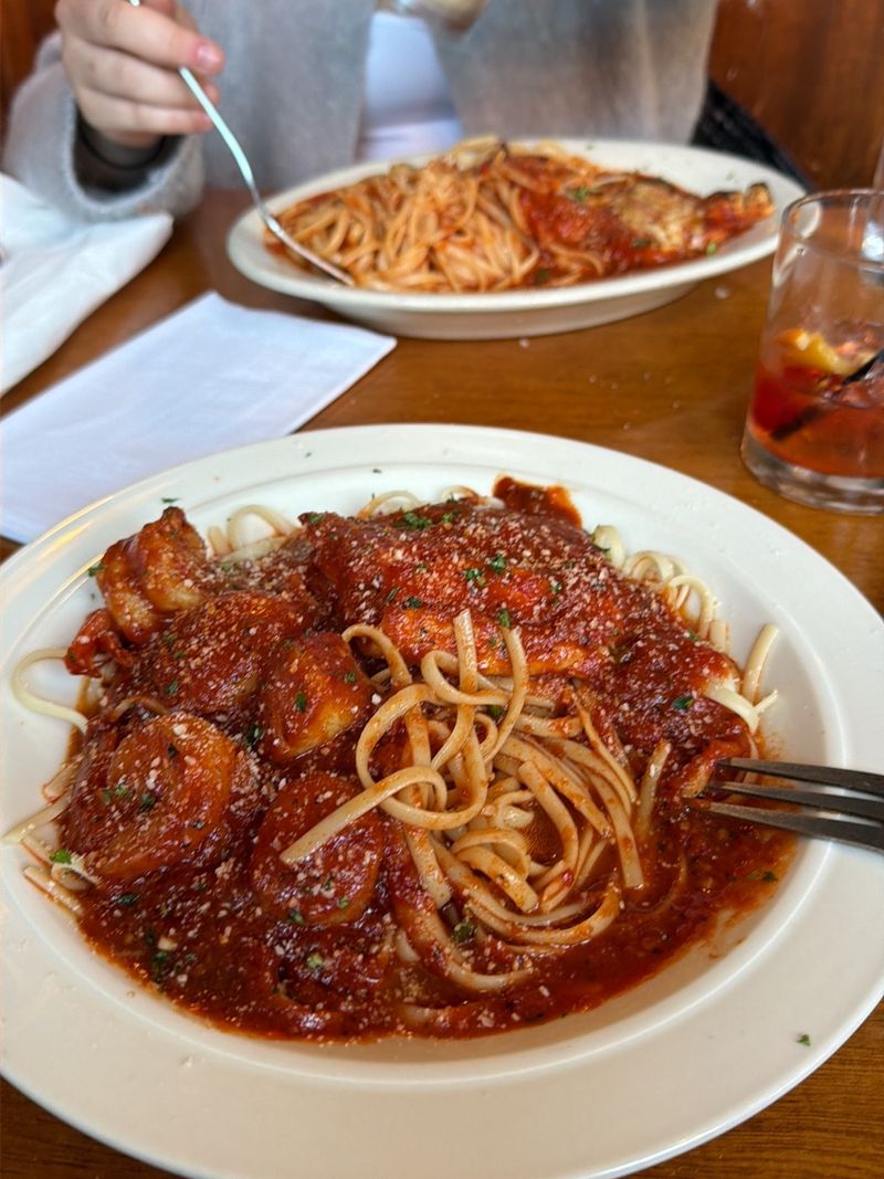 Traditions Italian Restaurant, Saco