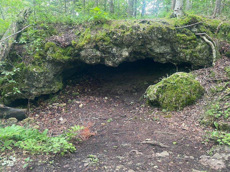 Reading The Rock At Skull Cave