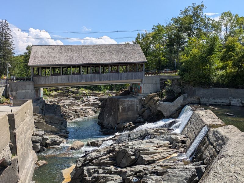 Simon Pearce Restaurant In Quechee