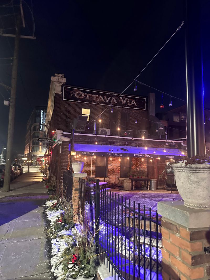 Ottava Via, Detroit