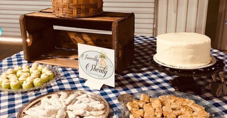 Travelers Can’t Stop Talking About The Giant Cinnamon Rolls At This Georgia Roadside Bakery