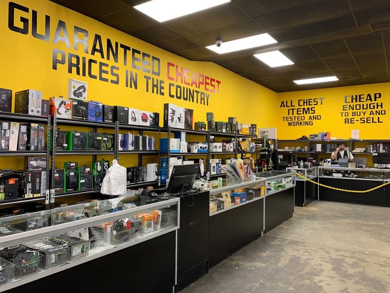Treasure Hunt Liquidators Bin MegaStore Raleigh