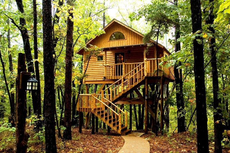 Treehouse Cottages, Eureka Springs