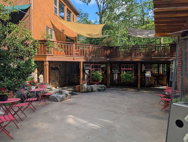 Treetops Restaurant, Acme, Pennsylvania