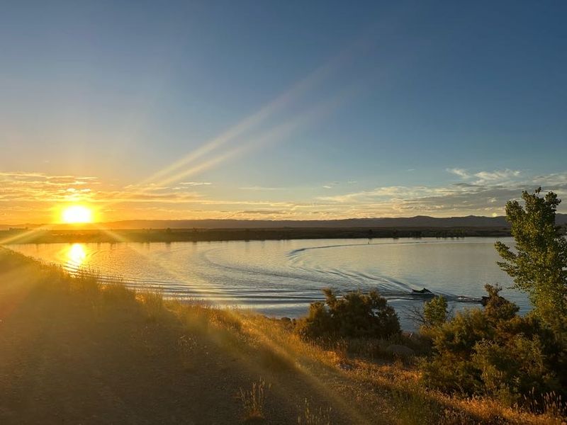 Highline Lake State Park