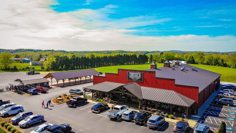 Troyer's Mountain View Country Market