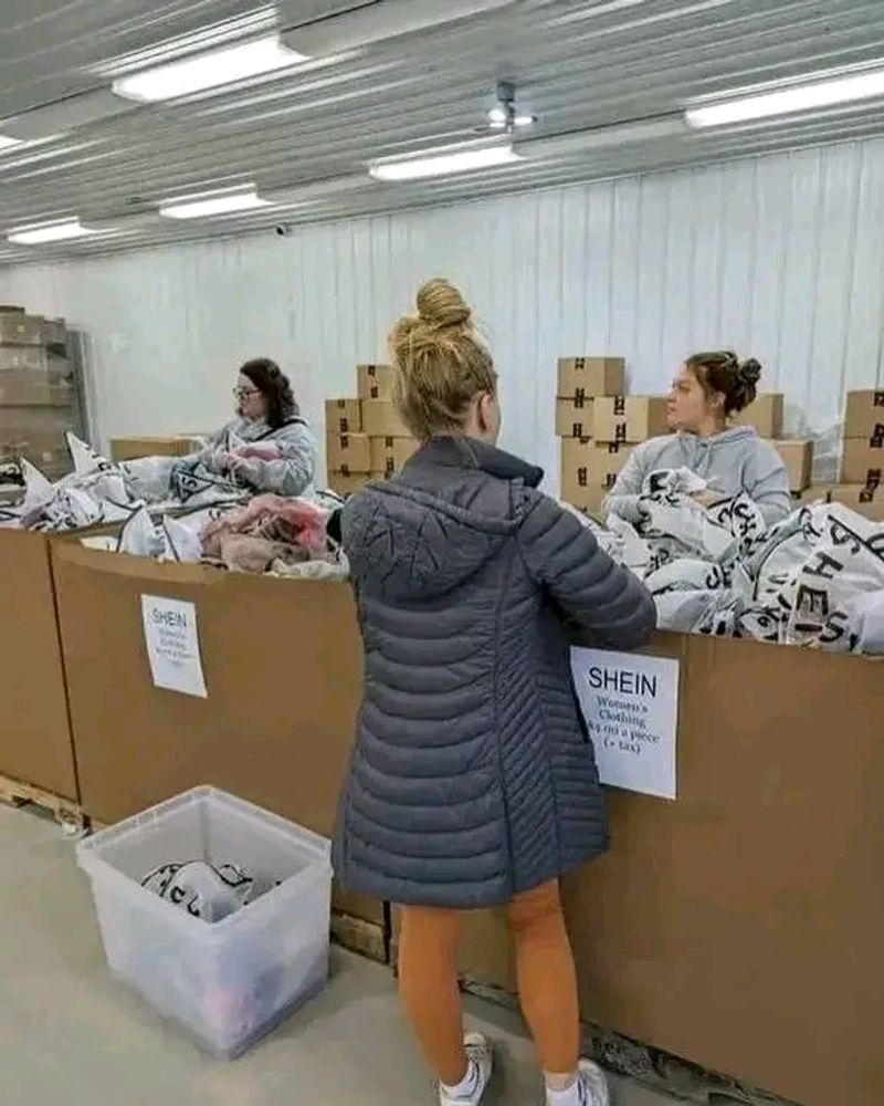 Truckloads And Pallets From Big Retailers