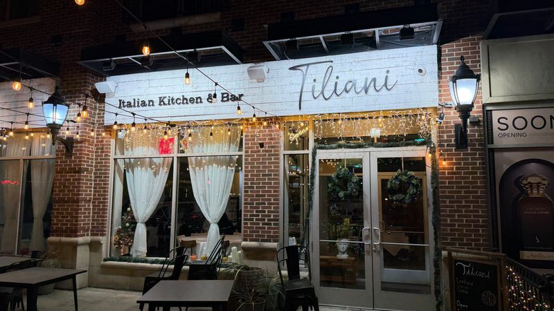 Wagyu Tartar Burger And Halloumi Appetizer