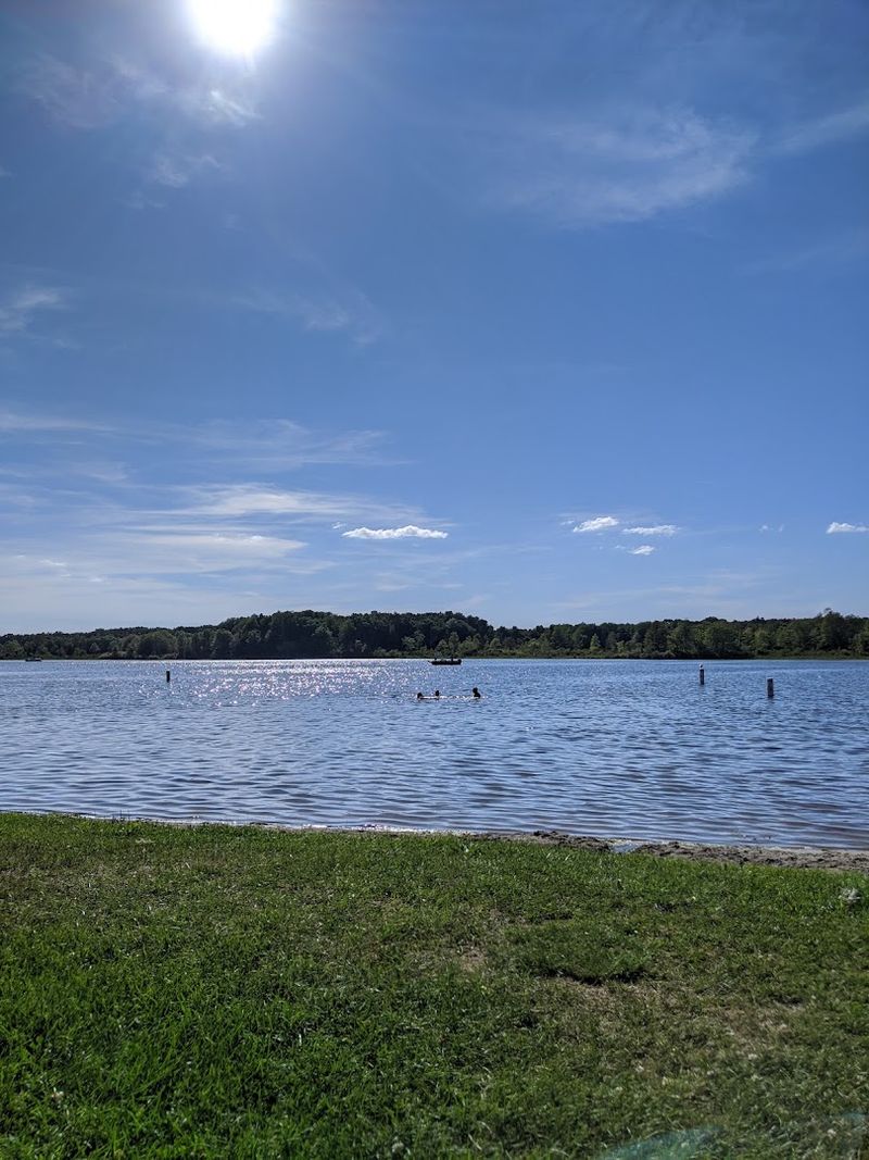 Trust The Shallow Water For Younger Swimmers