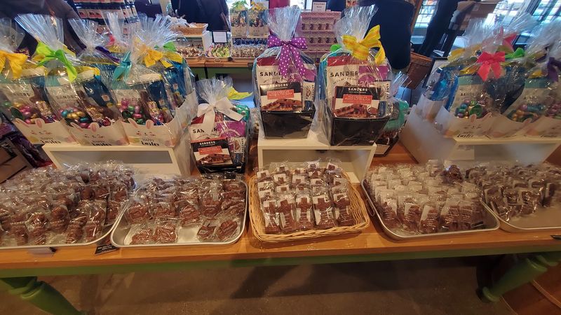 Try A Crunchy Chocolate Detour