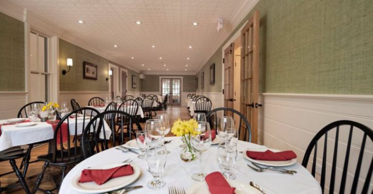 Tucked Away In The Mountains, This Pennsylvania Eatery Is Worth The Drive