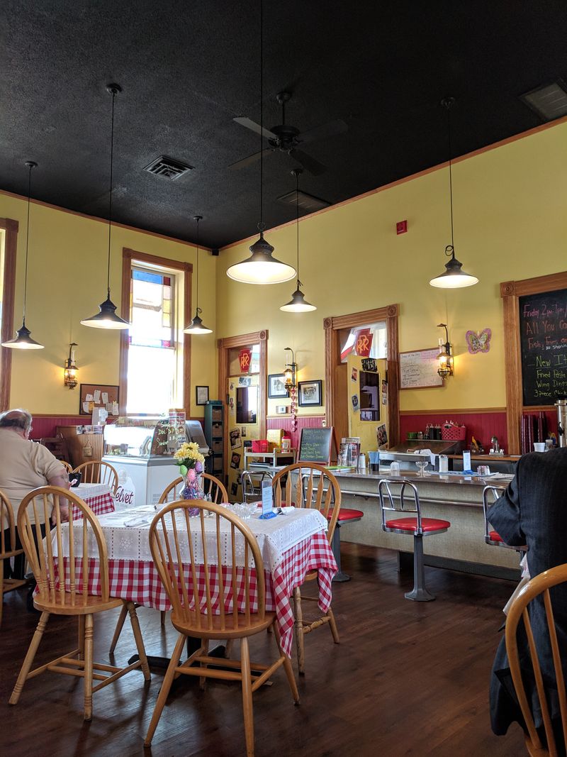 Friday Fish Is A Five-Star Phenomenon