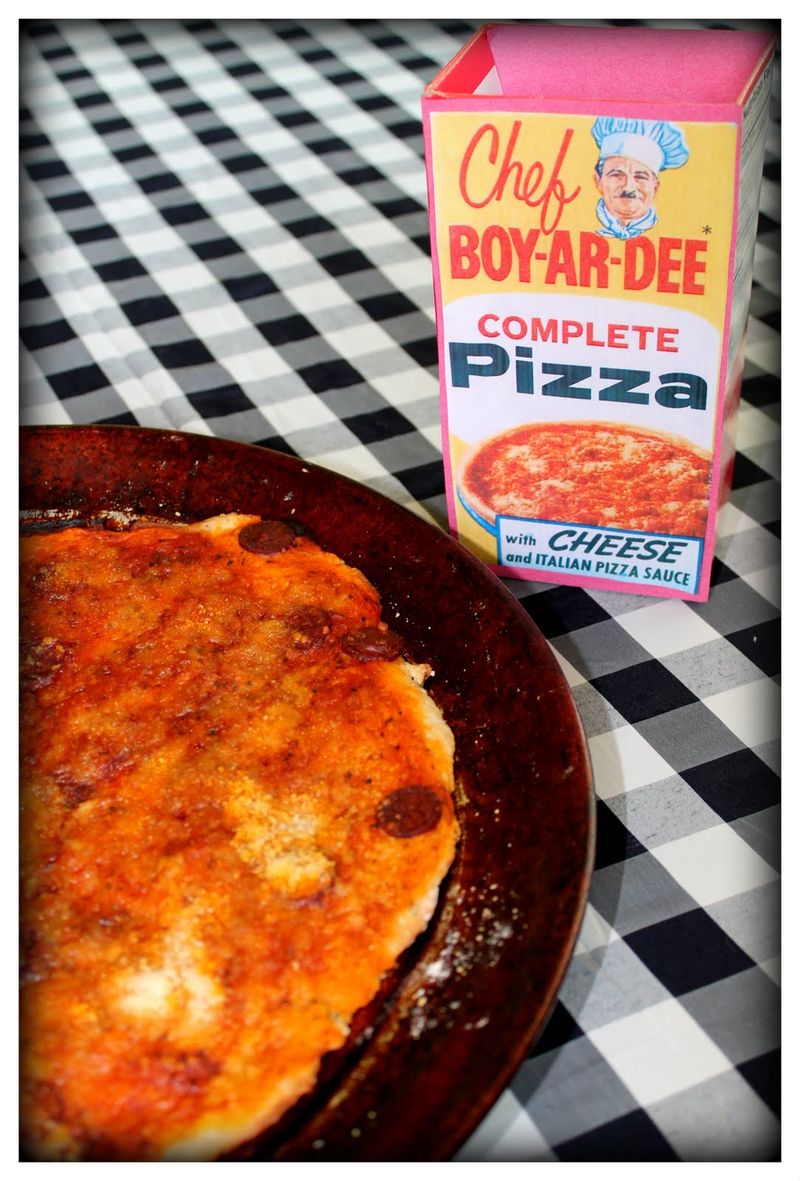 Chef Boyardee Pizza Kits: The Box-To-Table Italian Night