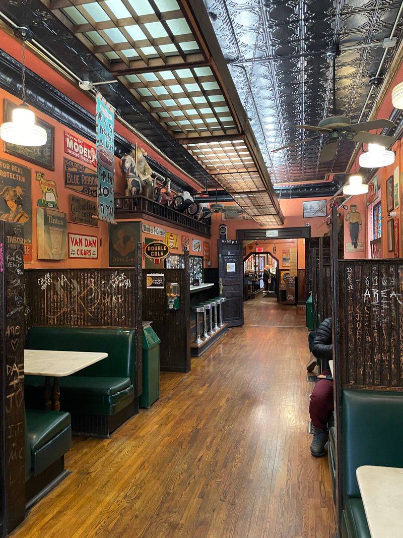 Yesterdog – Grand Rapids