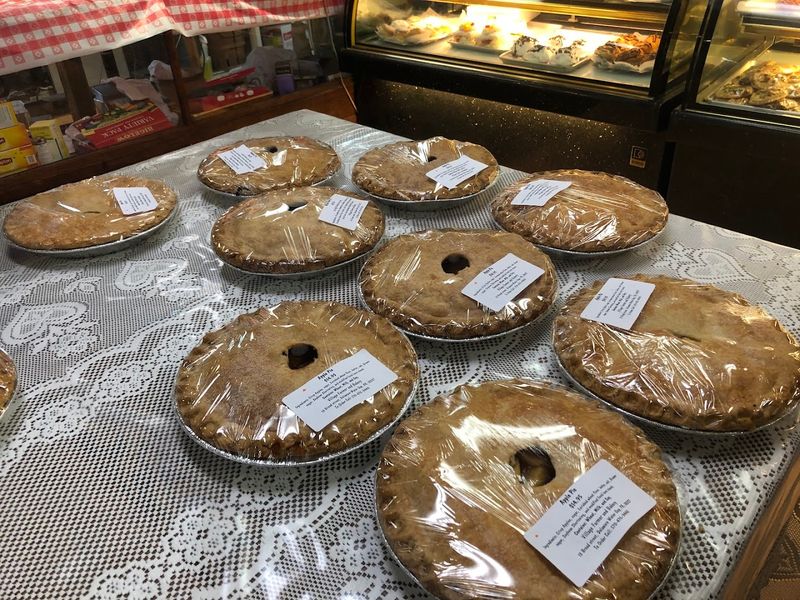 The Apple Pie That Earns Its Own Fan Club