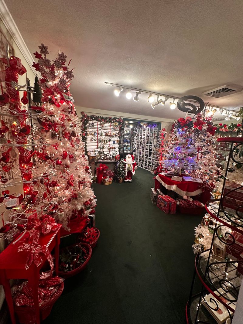 Twenty-Two Rooms Of Christmas Means You Should Clear Your Afternoon