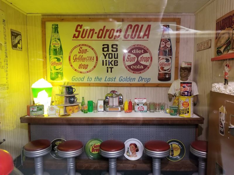 Twig's Beverage