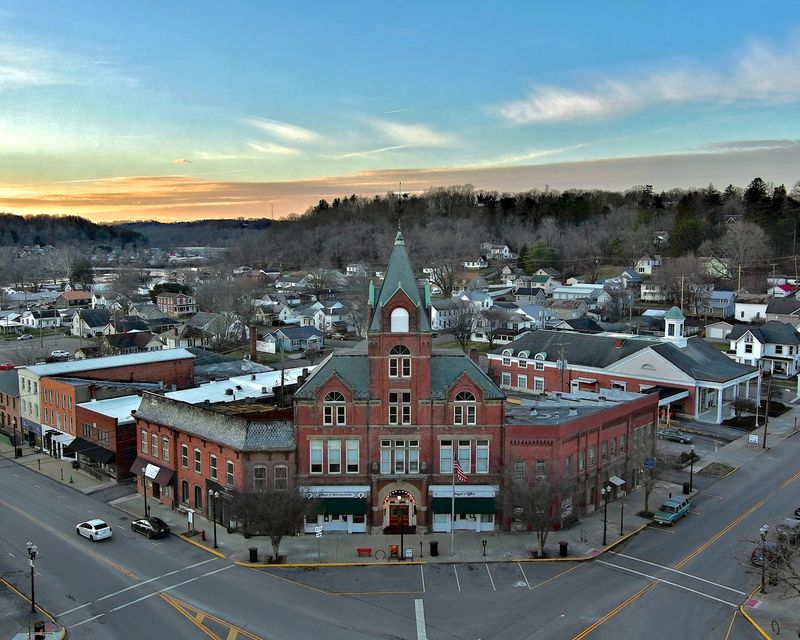 Twin City Opera House, McConnelsville