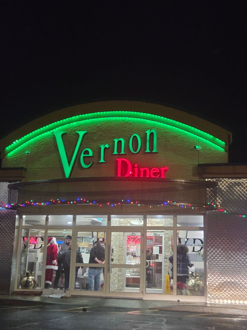 Vernon Diner – 453 Hartford Turnpike, Vernon