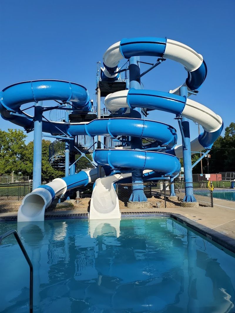 Twin Slides Built For Side-By-Side Speed Twin Slides Built For Side-By-Side Speed