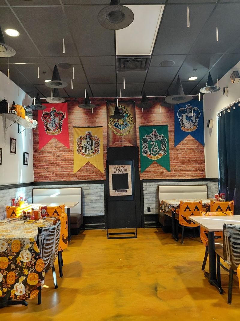 Twisted Cafe, North Canton